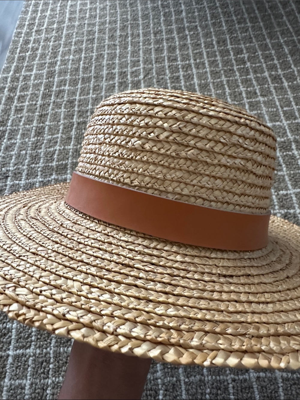 Lack Of Color Natural Straw Sun Hat with Cream Band - Picture 4 of 4